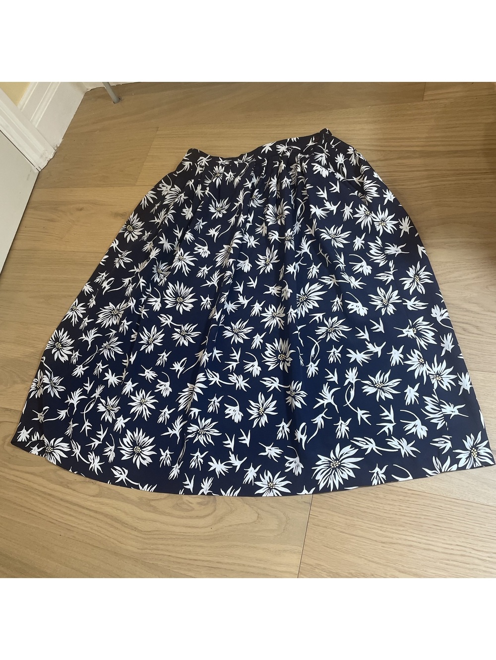 Principles Collections Women's Navy Skirt – Size 12